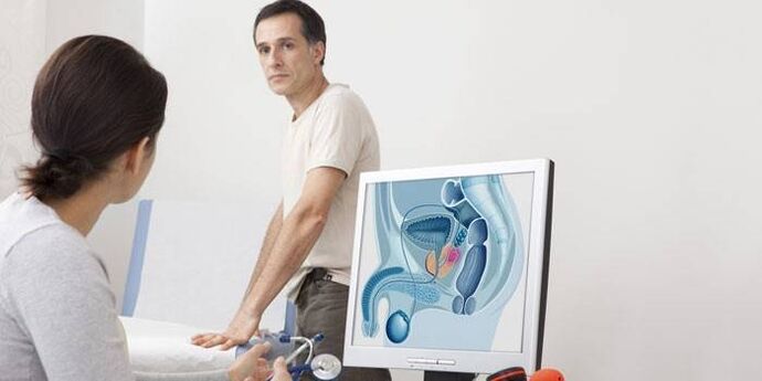 Férfi orvosi rendelésen